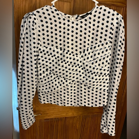 Express long sleeve white black polka dot cropped crossover front blouse size 2 - Picture 1 of 1